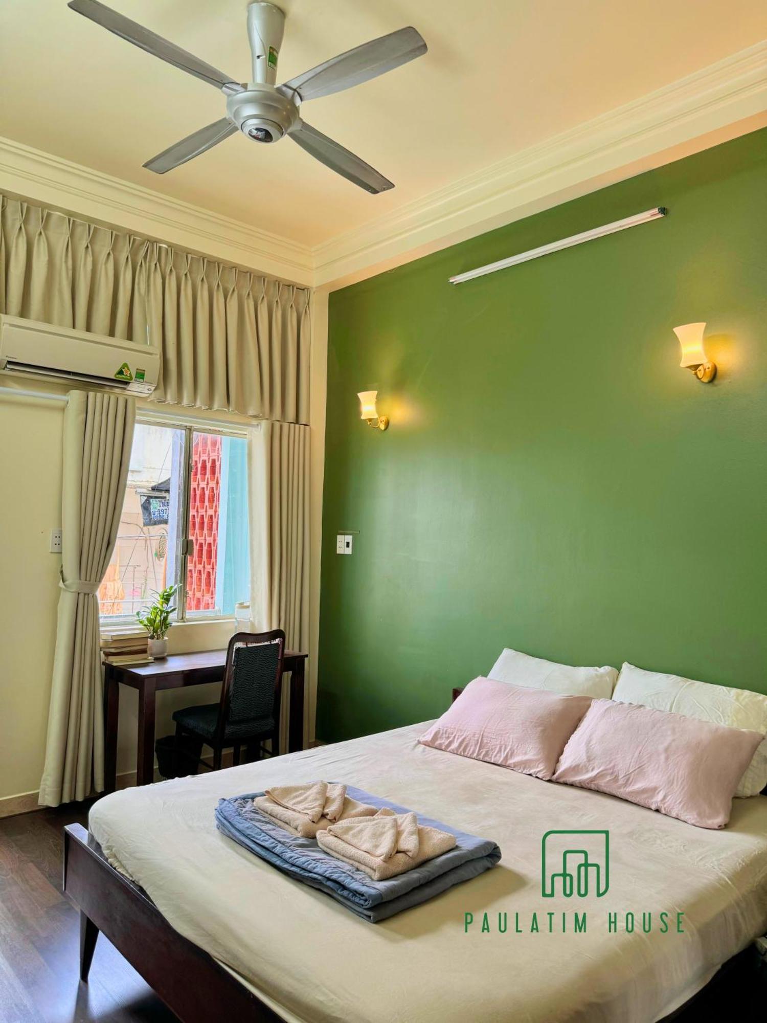Paulatim House Saigon Hotel Ho Chi Minh City Exterior photo